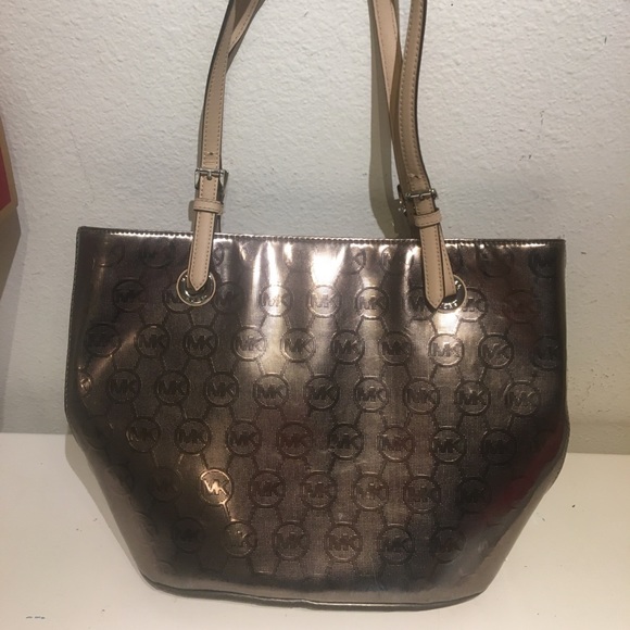Michael Kors tote - Picture 1 of 4